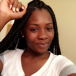 Meet your Posher, Ebony